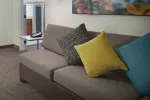 Deluxe Studio - 1 King Bed