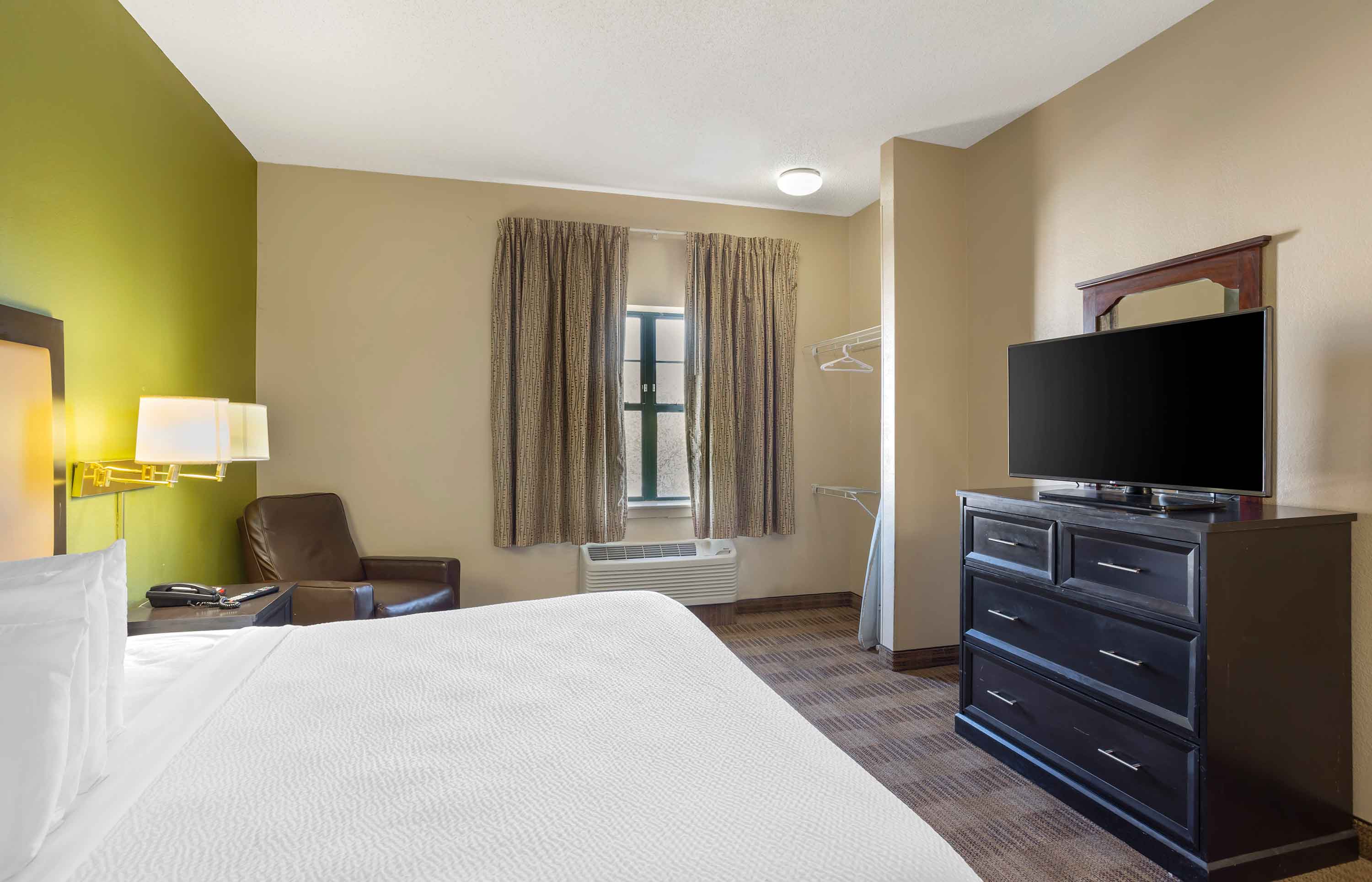 Studio Suite - 1 King Bed