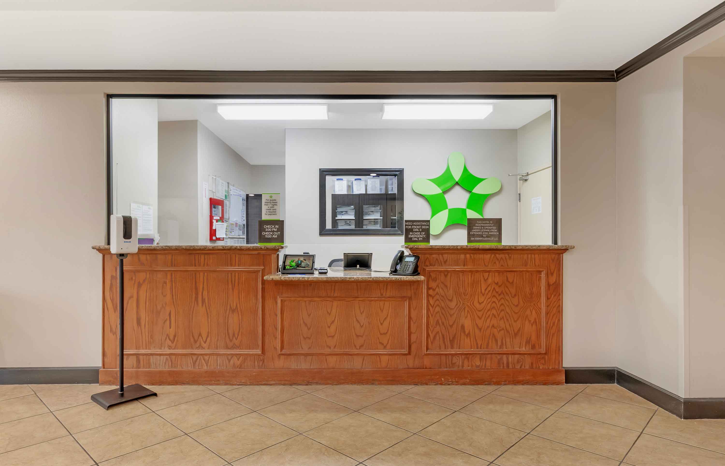 Lobby and Guest Check-in